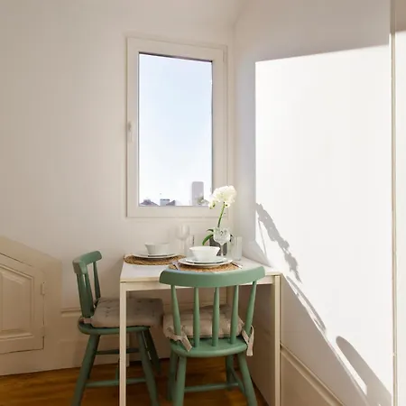 Fine Art Center Apartment